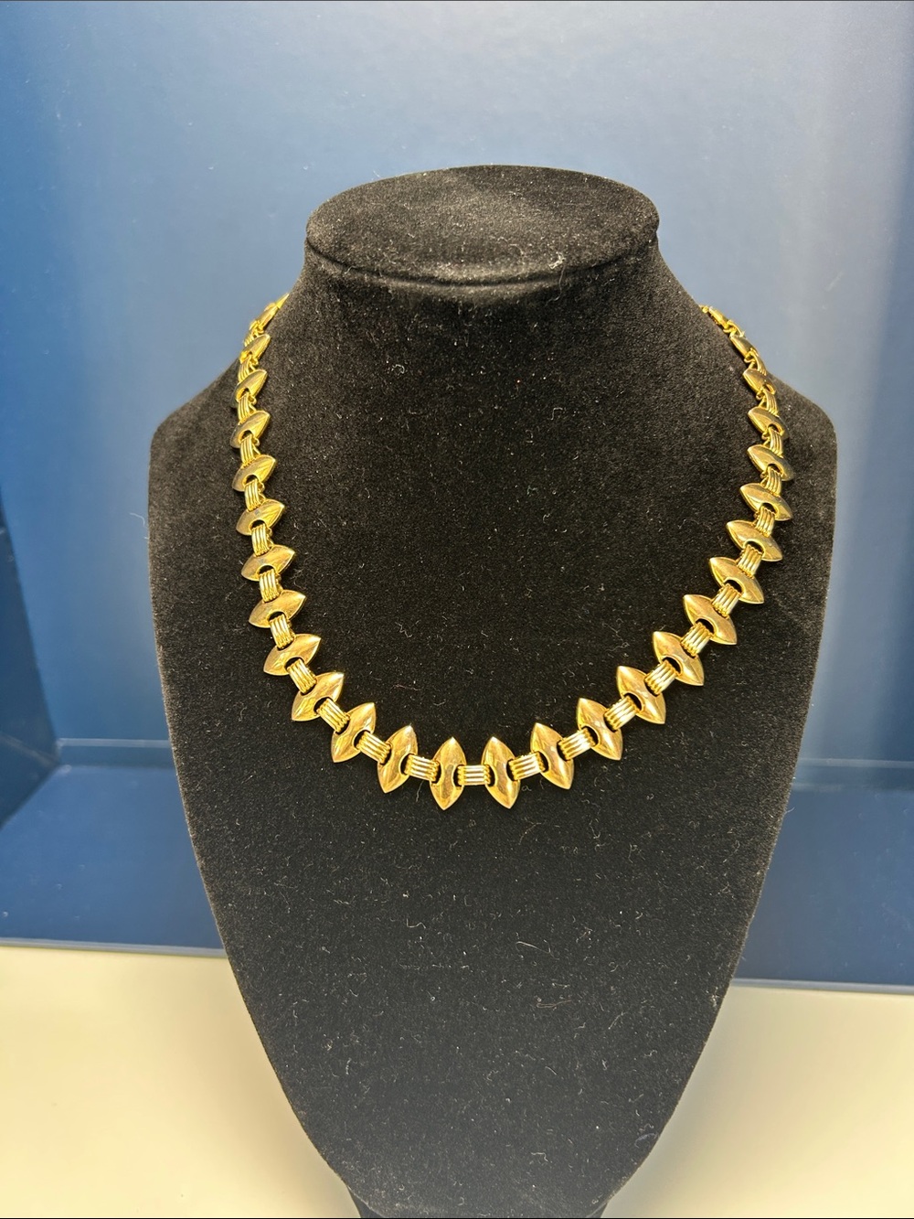 Gold-Tone Link Statement Necklace - Unbranded